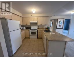 Primary Bedroom - 202 16 Westbury Road, Wasaga Beach, ON L9Z0B8 Photo 4