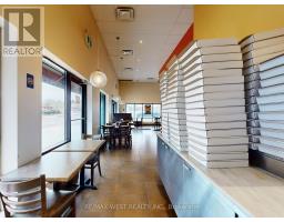 3 18279 Yonge Street, East Gwillimbury, ON L9N0A2 Photo 3