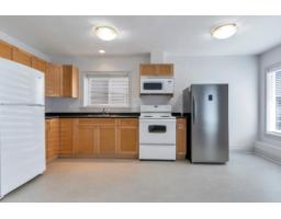 15364 Victoria Avenue Street, White Rock, BC V4B1H2 Photo 5