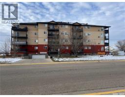 Living room - 202 100 1st Avenue N, Warman, SK S0K0A1 Photo 2