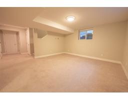16076 28 A Avenue, Surrey, BC V3Z3Y6 Photo 2