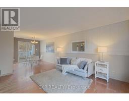 Kitchen - 310 Crawford Street, Barrie, ON L4N3W8 Photo 3