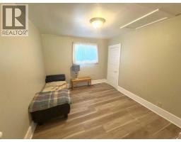 Kitchen - 220 Lady Vivian Avenue W, Galahad, AB T0B1R0 Photo 2