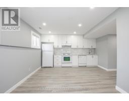 Bathroom - 100 Terrace Avenue, Welland, ON L3C2C4 Photo 4