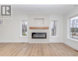 Living room - 43 Emerson Drive, Howie Centre, NS B1L1H1 Photo 5