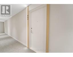 Kitchen - 402 251 Masonry Way, Mississauga, ON L5H0B2 Photo 3