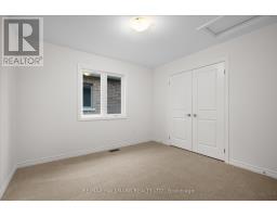 Kitchen - 11 Tamblyn Trail, New Tecumseth, ON L0G1A0 Photo 3