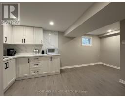 Primary Bedroom - 4327 Burnaby Court, Mississauga, ON L4W3W7 Photo 4