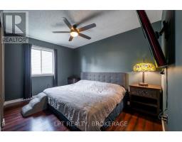 Kitchen - 697 Macdonald Drive, Gananoque, ON K7G3C4 Photo 4