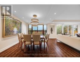 Living room - 406 70 Rosehill Avenue, Toronto, ON M4T2W7 Photo 5