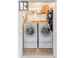 5pc Bathroom - 114 Kingsway, Essex, ON N8M3C2 Photo 2