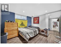 Living room - 76 Rose Street, Barrie, ON L4M2T2 Photo 2