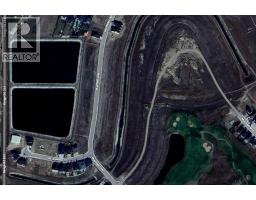 371 Muirfield Crescent, Image 2