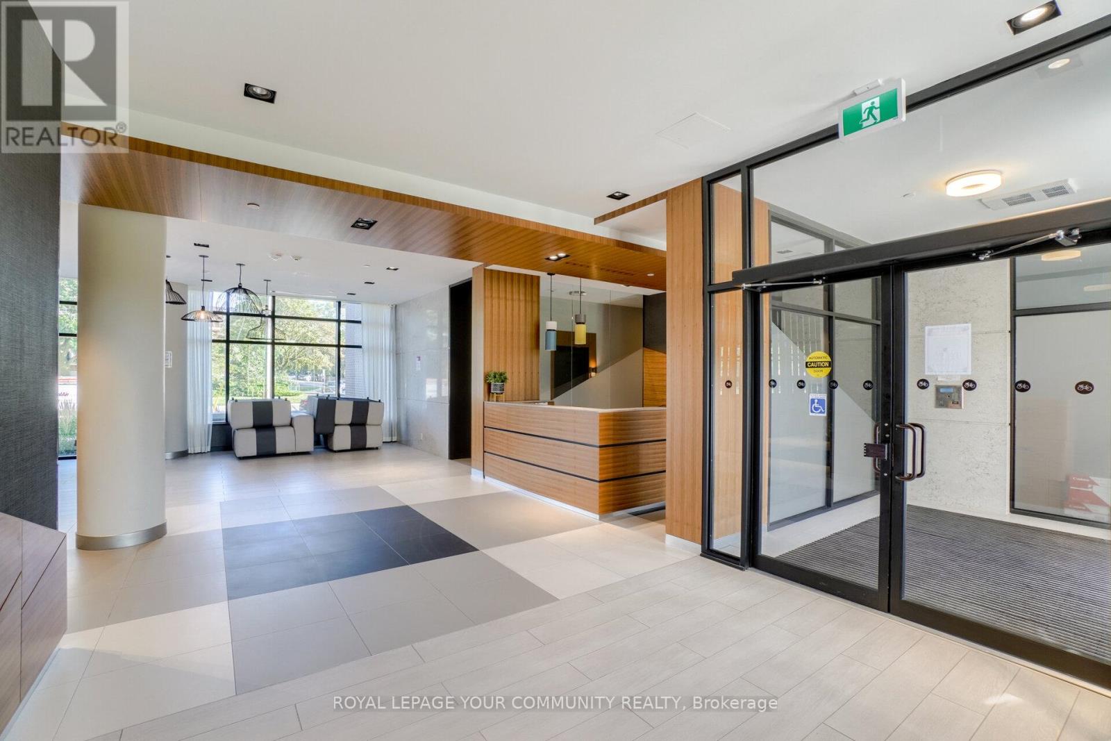 512 1 Neighbourhood Lane