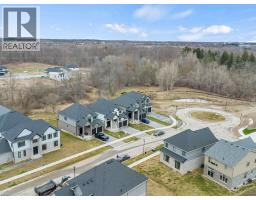 Full bathroom - 3374 Oriole Drive, London, ON N6M0K1 Photo 5