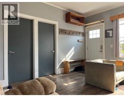 Kitchen - 18 Quarry Street, Haldimand, ON N0A1H0 Photo 2