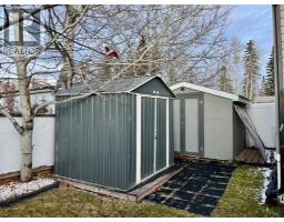 Dining room - 105 5311 60 Street, Rocky Mountain House, AB T4T1N2 Photo 2