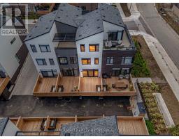 21 15 Lou Parsons Way, Image 3