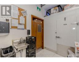 5 6 452 Taunton Road, Oshawa, ON L1L0W1 Photo 5