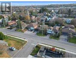 Bedroom 2 - 81 Clark Avenue, Markham, ON L3T1S7 Photo 5