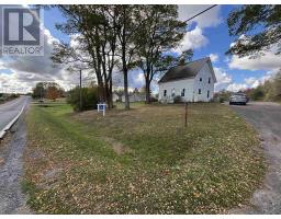 Dining room - 7009 Highway 354, Noel Road, NS B0N1T0 Photo 2