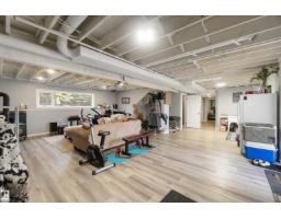 Bedroom 2 - 121 27019 Twp Road 514, Rural Parkland County, AB T7Y1G6 Photo 5