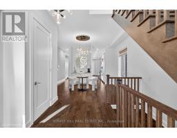 Dining room - 392 Farrell Road, Vaughan, ON L6A4W8 Photo 5