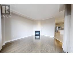 Dining room - 106 Big Hill Crescent, Vaughan, ON L6A4K7 Photo 5