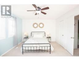 Bedroom 2 - 12 2350 Grand Ravine Drive, Oakville, ON L6H6E2 Photo 5