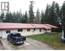 4pc Ensuite bath - 2550 Cody Road, Magna Bay, BC V0E1M7 Photo 2