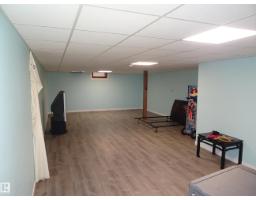 Kitchen - 5036 52 St, Andrew, AB T0B0C0 Photo 2