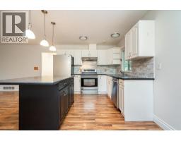 12466 231 B Street, Maple Ridge, BC V2X0G1 Photo 2