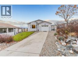 Bedroom - 2550 Hollywood Road N Unit 102, Kelowna, BC V1V2S6 Photo 2
