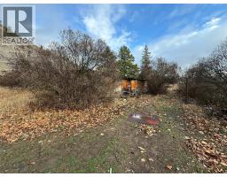 4pc Bathroom - 1100 Nicola Avenue, Merritt, BC V1K1K6 Photo 2