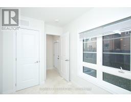 Kitchen - 5897 Saigon Street, Mississauga, ON L5V2V9 Photo 4