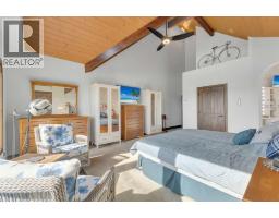 Pantry - 28012 Township Road 394, Rural Lacombe County, AB T4M0R6 Photo 5