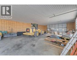 Office - 28012 Township Road 394, Rural Lacombe County, AB T4M0R6 Photo 3