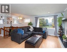 Mud room - 10654 Youbou Rd, Youbou, BC V0R3E1 Photo 3