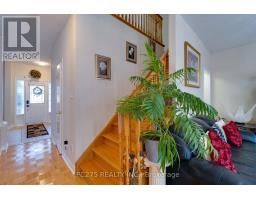 Living room - 24 Wheatfield Drive, Vaughan, ON L4H2K7 Photo 4