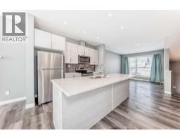 Kitchen - 45 Ellington Crescent, Red Deer, AB T4P3E5 Photo 4