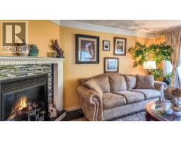 Primary Bedroom - 42 951 Homewood Rd, Campbell River, BC V9W3N7 Photo 2