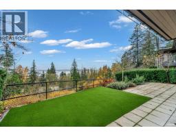 3018 Burfield Place, West Vancouver, BC V7S0A9 Photo 5
