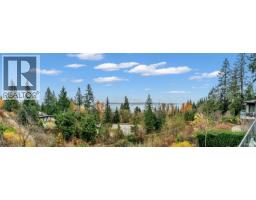 3018 Burfield Place, West Vancouver, BC V7S0A9 Photo 4