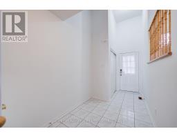 Eating area - 15 Bowler Street, Aurora, ON L4G7J2 Photo 4