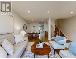 Kitchen - 20 B 51 Northern Heights Drive, Richmond Hill, ON L4B4C9 Photo 5