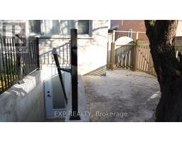 154 Bristol Road E, Mississauga, ON L4Z3V3 Photo 3