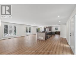 Workshop - 1625 Royal Orchard Drive, Ottawa, ON K4C1A9 Photo 4