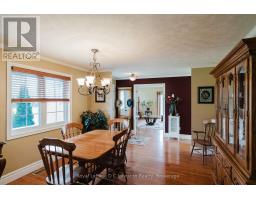 Dining room - 496 Spence Street, Saugeen Shores, ON N0H2L0 Photo 4