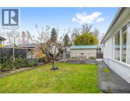 Bedroom - K 394 Craig St, Parksville, BC V9P1L4 Photo 4