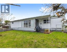 Laundry room - K 394 Craig St, Parksville, BC V9P1L4 Photo 3